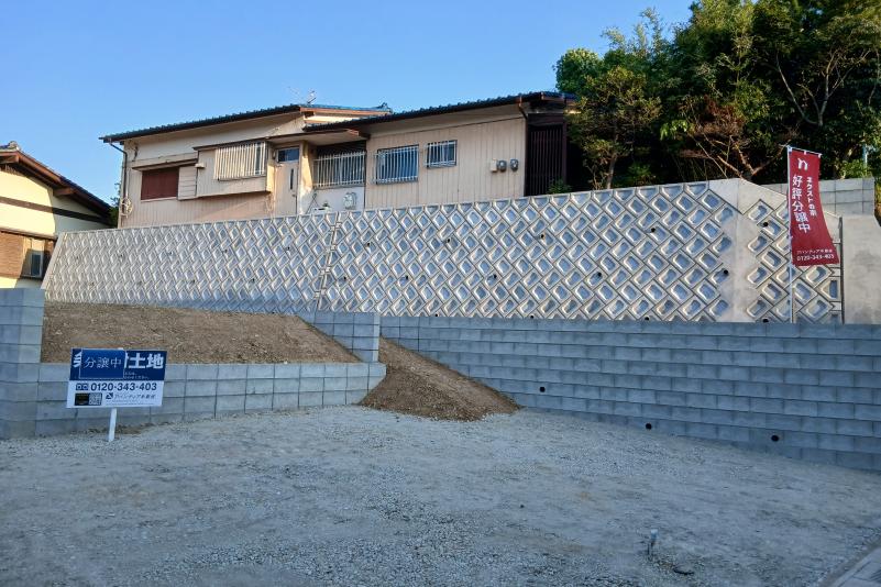 福岡県福岡市南区寺塚