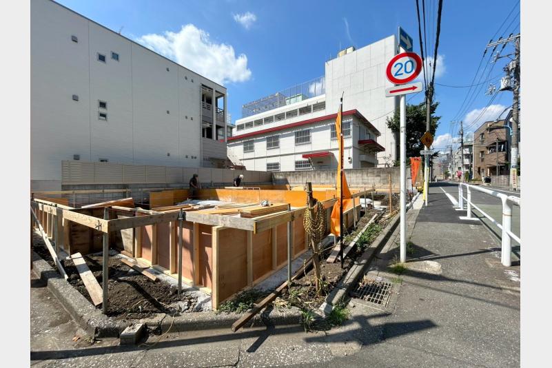 東京都新宿区西落合